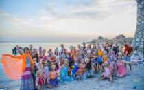 Лагерь у моря снять